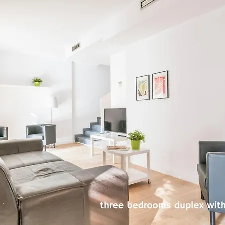 Inside Barcelona Apartments Princep-3