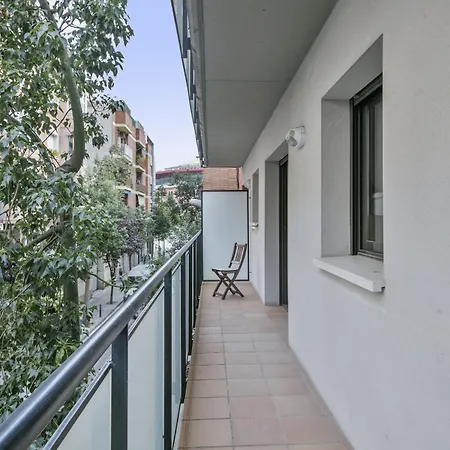 Inside Barcelona Apartments Princep-2
